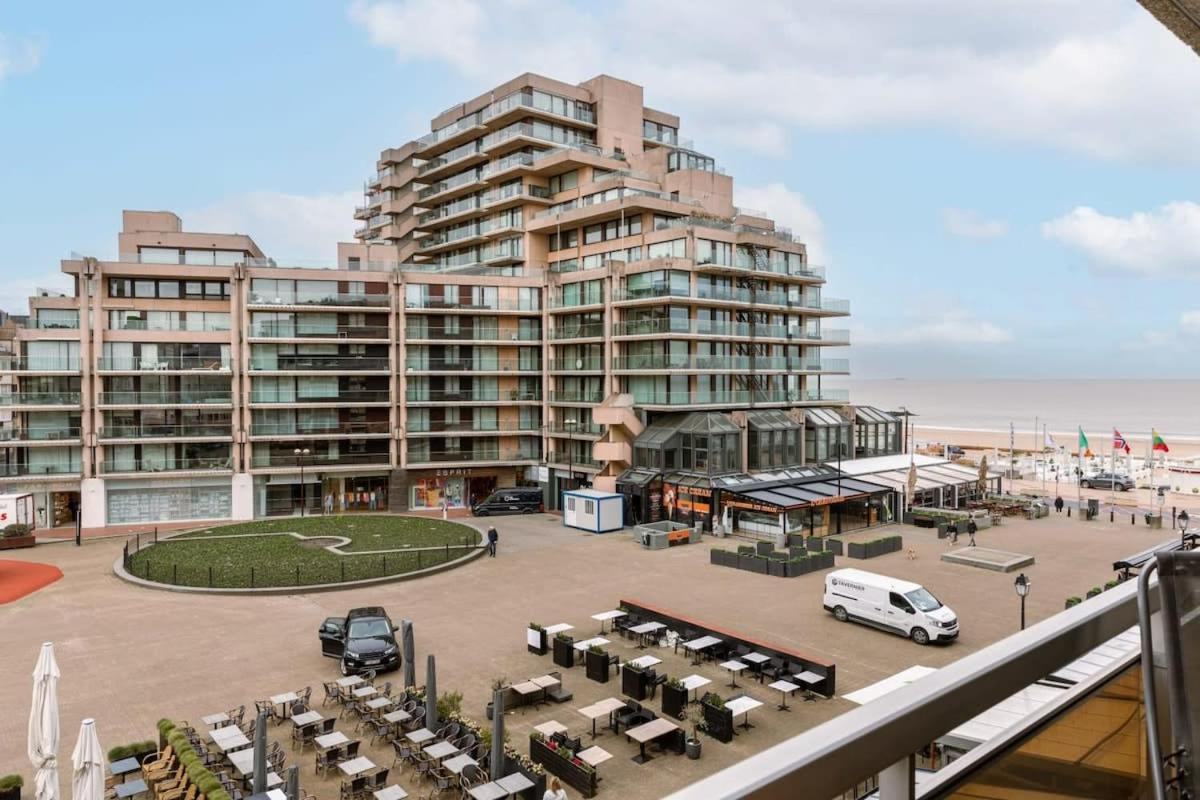 Modern Apartment In Centre Of Knokke Dış mekan fotoğraf